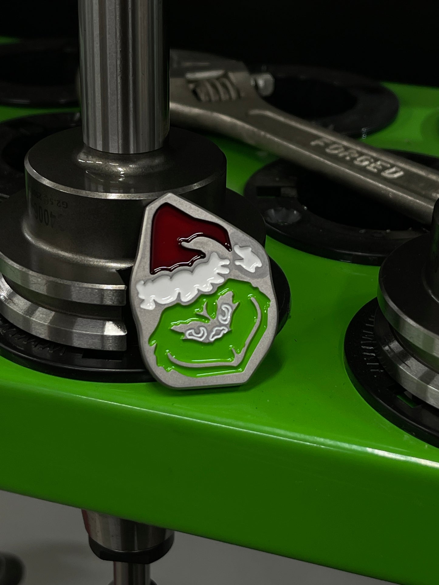 Grinch Ball Marker